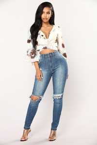 Fashion_Nova_12-06-17-800_eab7a466-f280-4dd7-adb2-bb6a289acc49.jpg