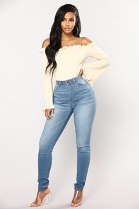Fashion_Nova_12-07-17-416_-_Copy.JPG