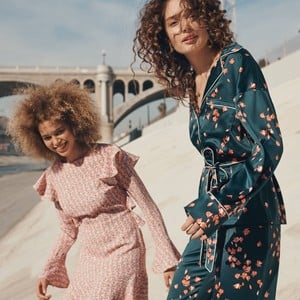 HM-Divided-Party-Dresses-Spring-2018-Lookbook02.thumb.jpg.f233e9ce5885e922853a099288831f6f.jpg