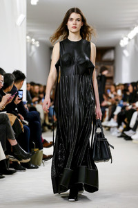 Hannah_Sprehe_-_Loewe.thumb.jpg.1651a8f0bca21897e63b104cebe69a27.jpg