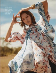 HarpersBazaarSingapore-April2018-page-004.jpg