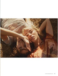 HarpersBazaarSingapore-April2018-page-006.jpg