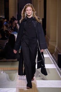 HeM-RS18-3012.thumb.jpg.60760bdb45488f64714390b15964df59.jpg