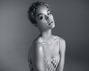 Jasmine-Sanders-Pictures05.thumb.jpg.f726e7cfc0f036fbeee533e355587c7d.jpg