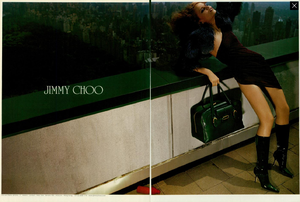 Jimmy_Choo_Fall_Winter_04_05.thumb.png.aa15b2cc8ba04fe5ca0fbf03f7aeace9.png