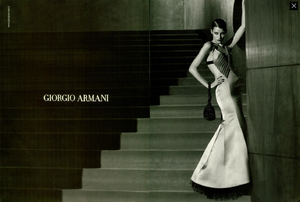 Lindbergh_Giorgio_Armani_Fall_Winter_04_05_02.thumb.png.f18a7dc4ae52a835f9920a0955d9506e.png