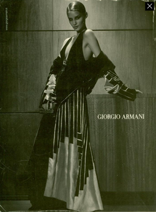 Lindbergh_Giorgio_Armani_Fall_Winter_04_05_03.thumb.png.1d76f2d63de79916456658b5b75b8a76.png