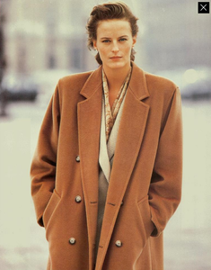 Lindbergh_Max_Mara_Fall_Winter_88_89_06.thumb.png.648ff9afc35752e8c7931f3f78d42134.png