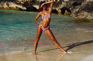 MIQ-INC-SWIM-18-LOW-RES-43.thumb.jpg.2d499acba0dc9faf2a7e5e47f5444ec3.jpg