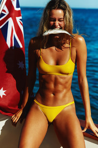 MIQ-INC-SWIM-18-LOW-RES-63.thumb.jpg.73f3c10932ff475f2878e5462fdad925.jpg