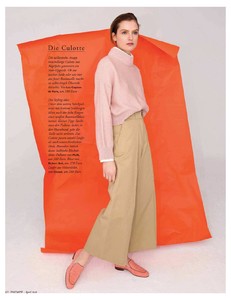 Madame_0418-page-006.jpg