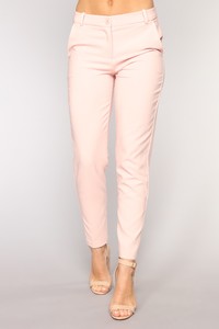 Mar_22_201891950DK366_Blush_7131.thumb.jpg.de6b41698f5d27e644c327817d8035ea.jpg