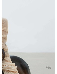 MarieClaireAustralia-April2018-page-017.jpg
