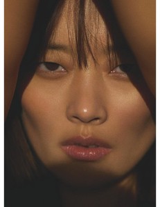 MarieClaireUK-April2018-page-005.jpg
