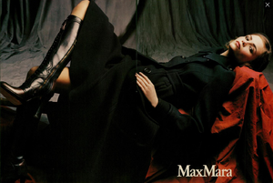 McDean_Max_Mara_Fall_Winter_04_05.thumb.png.5969dab4a8bc2d9532c1d565a2ff349e.png