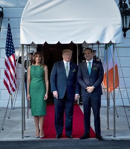 Melania-in-Green13.jpg