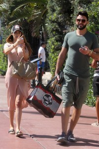 Nabilla-Benattia-Feet-3317075.jpg