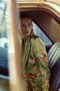 Slimi-Magazine-Jamilla-Hoogenboom-Damien-Krisl-6.thumb.jpg.f1abd16d54ed77ebb91fcc08beca4025.jpg