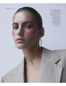 VogueAustralia-March2018-page-004.jpg