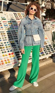 alice-olivia-Jalisa-Pants.thumb.jpg.a476508f46aab30c61a865751bc8486b.jpg