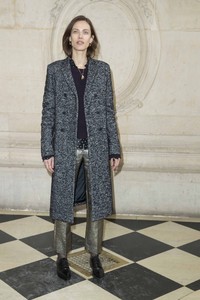 aymeline-valade-christian-dior-show-fw18-in-paris-2.jpg