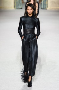 balmain-rf18-3321.thumb.jpg.e8a0adb40b9d31f94fcd0b13240ef586.jpg