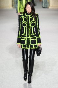 balmain-rf18-3586.thumb.jpg.ea56159d4876c9df69d63544b5fa1980.jpg