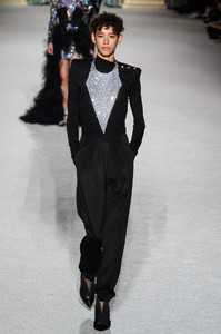 balmain-rf18-4056.thumb.jpg.49260f71e3346e6433b2c652dfffbeae.jpg