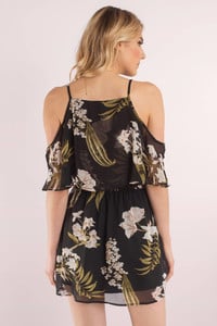 black-bailey-floral-print-day-dress3.jpg