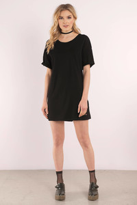 black-bay-area-distressed-t-shirt-dress4.jpg