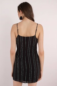 black-stripe-to-the-point-wrap-dress3.jpg
