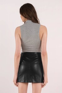 black-turn-up-the-night-pleather-skirt3.jpg