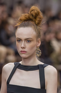 chanel-clp-rf18-3671.thumb.jpg.af680cf5d373afb58f1cecb321262727.jpg