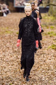 chanel-rf18-1059.thumb.jpg.a6d4f67ef1113416a818f5e885736af8.jpg