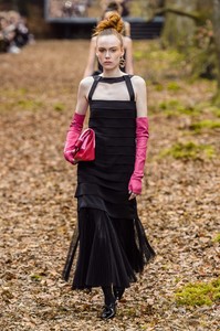 chanel-rf18-1086.thumb.jpg.67db03324595667dc628929b59932cb5.jpg