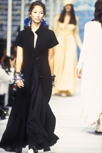 chloe-ss-1993-6.thumb.jpg.751e4a36d0de02e9cfeaf122bc9b593d.jpg