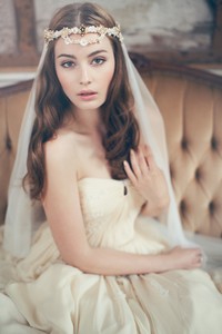 daphne_veil_3__1.thumb.jpg.32988223fa6039b4e0209fc5155ef18a.jpg
