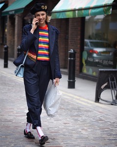 edie_symondspearmain_aw18_leeam1989.thumb.jpg.d77daa083066700d7fef22c941da378f.jpg
