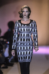 genny-fw-1992-6.thumb.jpg.80016d8c94e353f439bc4f076b17bf69.jpg