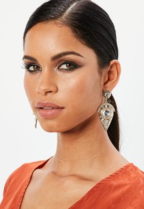 gold-detailed-dropped-earrings.jpg