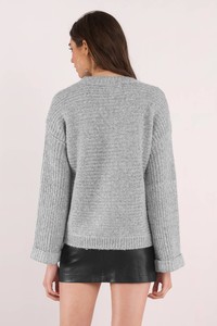 grey-avant-garde-bell-sleeve-sweater3.jpg