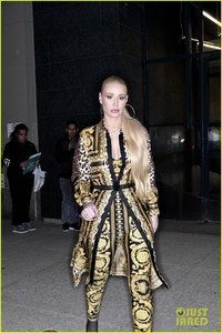 iggy-azalea-wwhl-march-2018-03.thumb.jpg.3b50c67064bc56dba8d1894cc56559cc.jpg