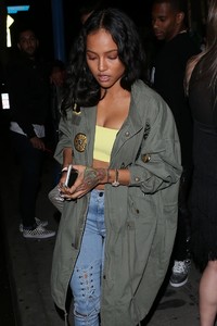 karrueche-tran-and-victor-cruz-night-out-at-delilah-in-west-hollywood-03-23-2018-0.jpg
