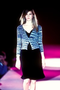 katherine-hamnet-fw-1997-1.thumb.jpg.4a1d56badd1ffbd2d7201e80d4dd7238.jpg