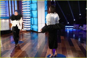 kendall-jenner-ellen-show-march-2018-07.jpg