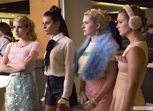 kinopoisk.ru-Scream-Queens-2672774.jpg