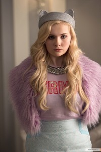kinopoisk.ru-Scream-Queens-2675083.jpg