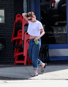 kstew100318BZNimage110.jpg