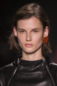 lanvin-clpa-rf18-0085.thumb.jpg.2446d7e70f786326a539b130004ddf04.jpg