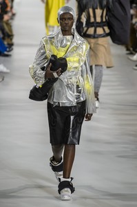 margiela-rf18-0178.thumb.jpg.d0c4ccb4c32d132c48fdec0bb5a912d9.jpg